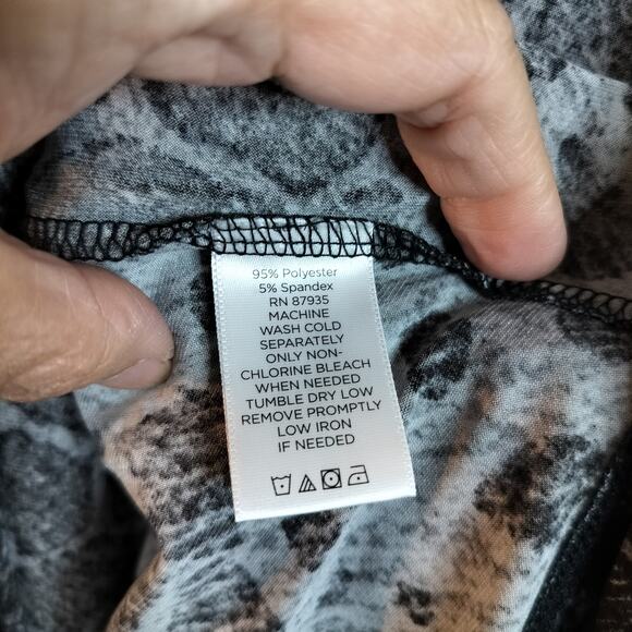 4494)Bundle 2 pcs Susan Graver Open Front Liquid Knit Black Gray Pink Cardigan L - Picture 10 of 11